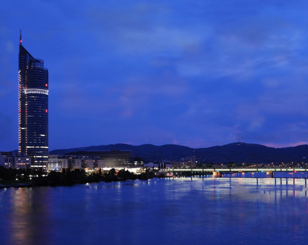Projekte/milleninumtower/bildschirmfoto_2016-01-25_um_05_27_21_1453696147.png